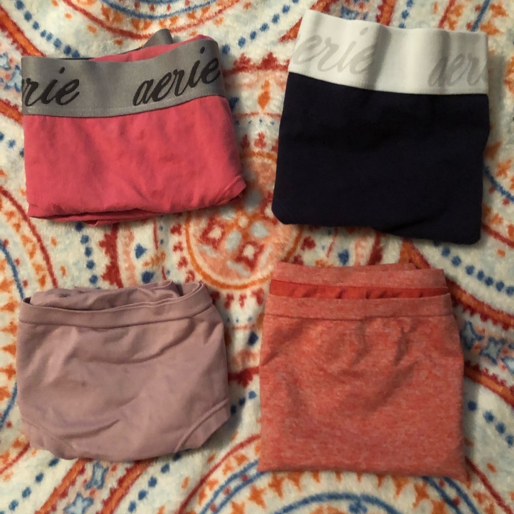 4 pairs of Aerie Panties